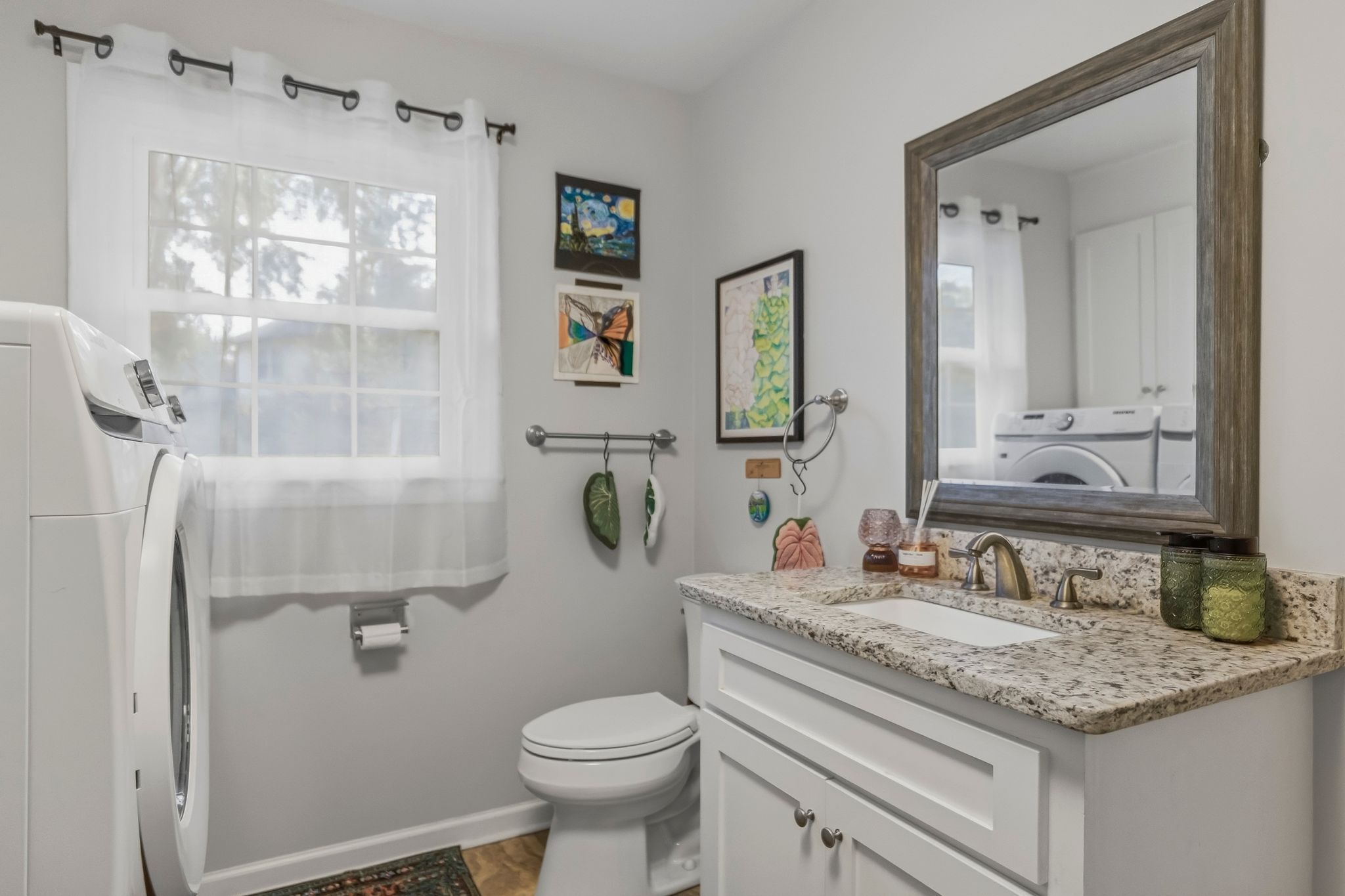Half Bath / Laundry