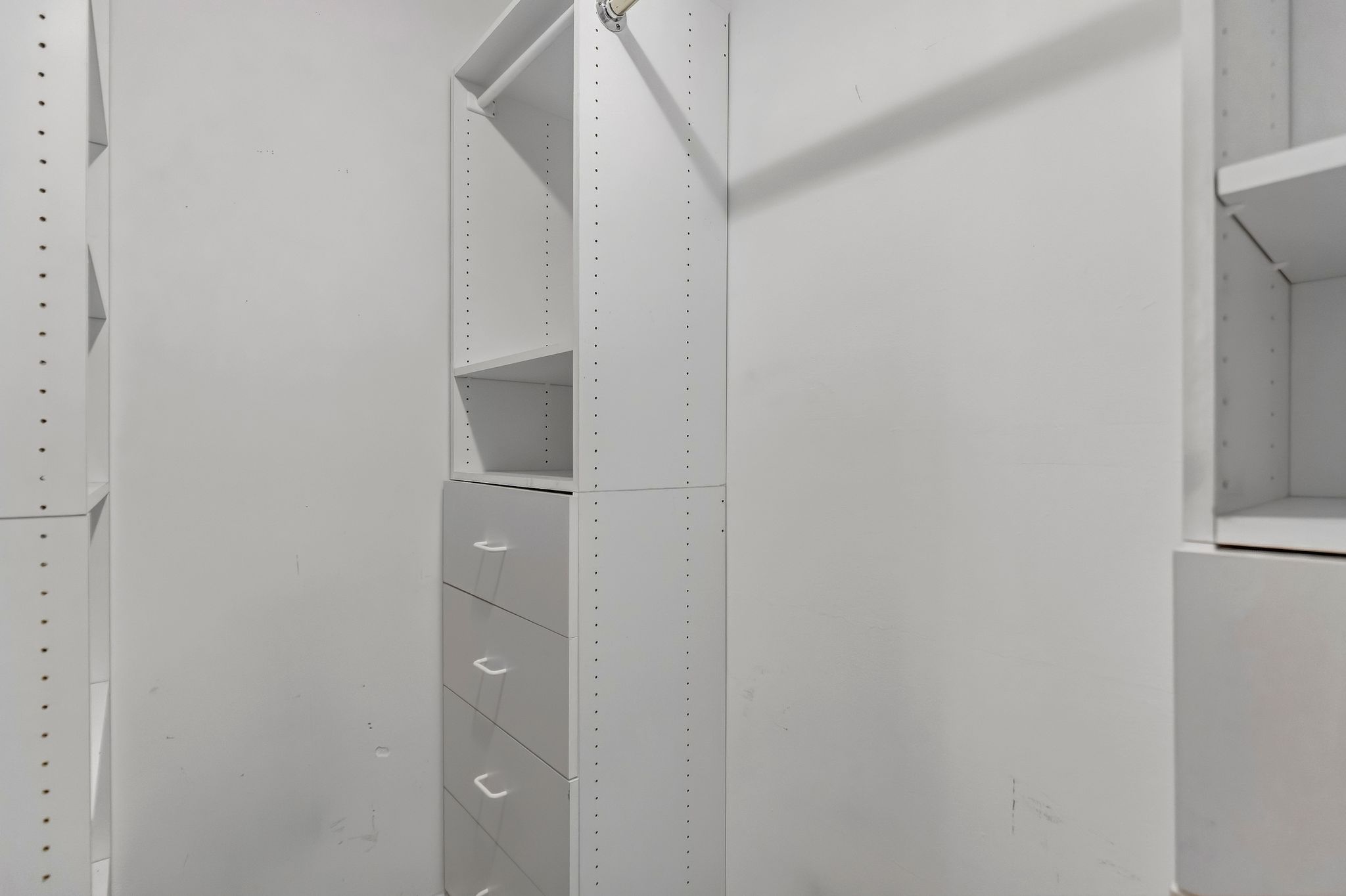 Walk In Closet
